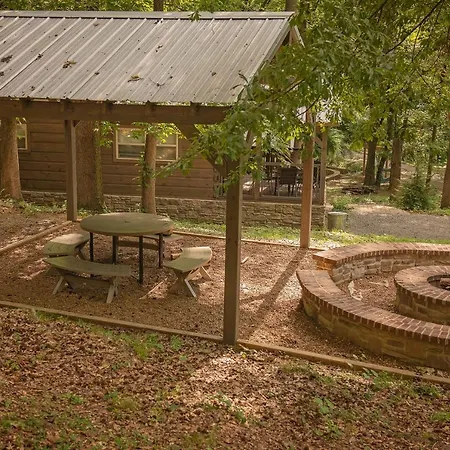 Ernie Cabin Wauhatchie Woodlands Tiny Cabin Chattanooga Exterior photo